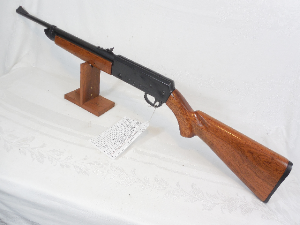 Crosman 2200 with Wood Stock - Image 8