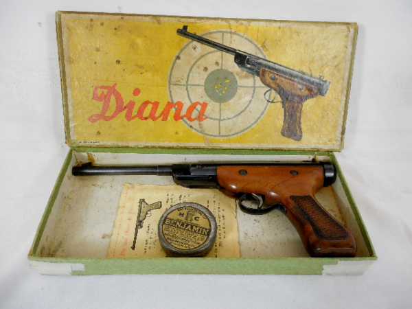 Early Diana Model 5 in the Box pre 1960 My stk # 2464