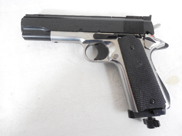 Daisy Model 6645 Air Pistol in Case My stk # 2457 - Image 3