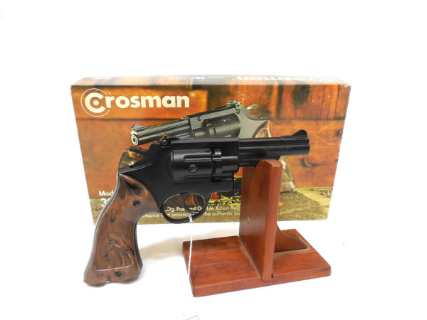 Crosman 38C Combat C02 Revolver in Box