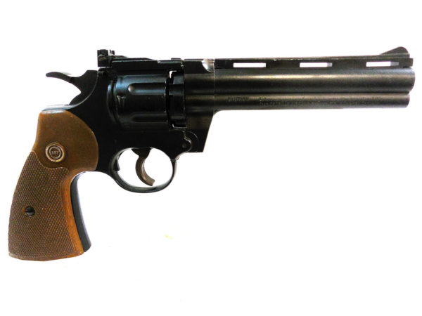 Crosman Model 357 SIX CO2 Revolver With Manual