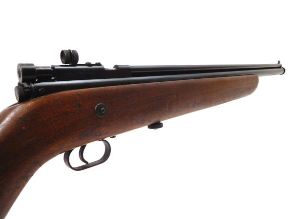 Crosman 113 Pre-charged Co2 Pellet Rifle - Image 5