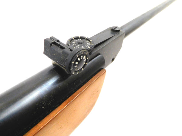 El Gamo Model 300 Pellet Rifle - Image 7