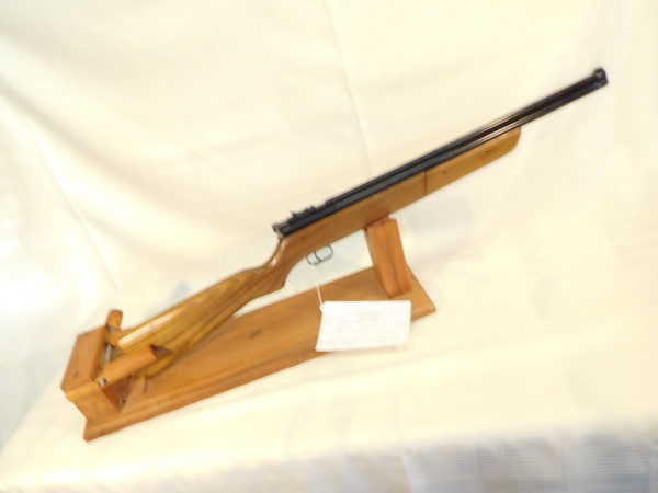 Crosman Model 110 Pellet Rifle   Mfg 1952-1954    SKU 4889 - Image 9