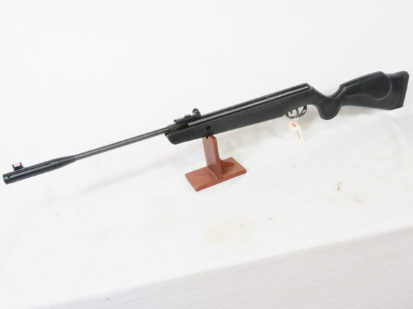 Remington Express Hunter Air Rifle .22 cal SKU 10972 - Image 2