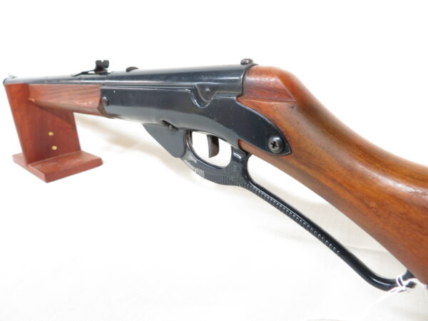Daisy 96 BB Gun - Image 2