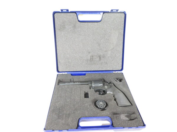 Smith & Wesson Model 586 - 6" Barrel - Image 2