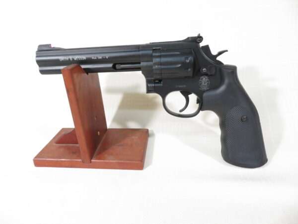 Smith & Wesson Model 586 - 6" Barrel - Image 3