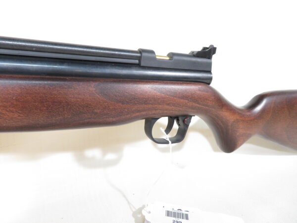 Crosman 2260 .22 cal C02 Pellet Rifle - Image 4