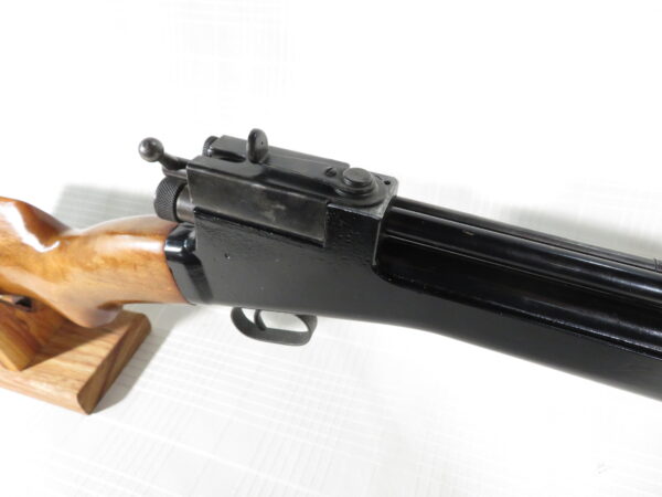 Crosman 104 Pump Action Rifle - Image 2