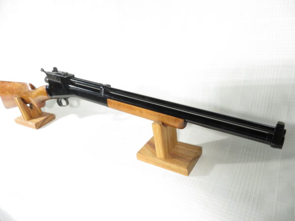 Crosman 104 Pump Action Rifle - Image 3