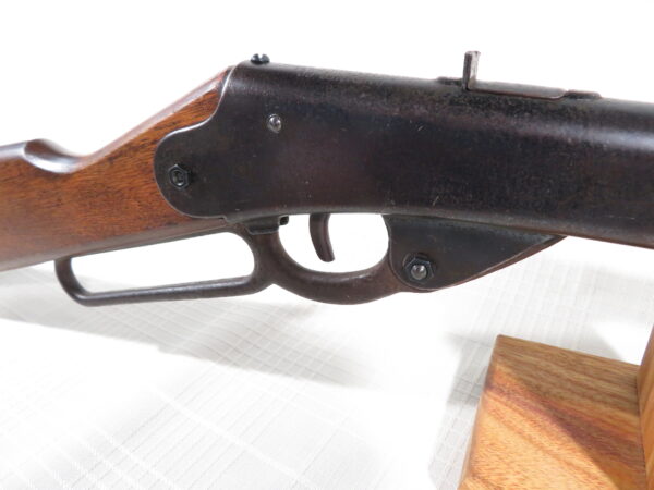 Daisy Model 27 500 shot repeater Mfg 1927-36 - Image 3