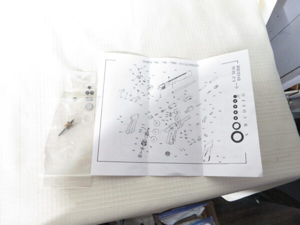 Daisy Powerline 790 CO2 Pellet Pistol in the Original Box Mfg 1971-1980 - Image 3