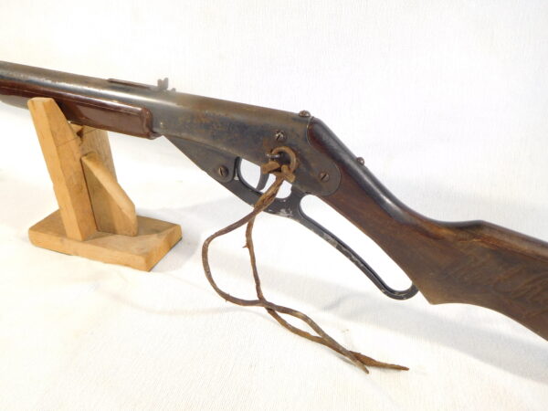 Daisy No. 111 Model 40 Red Ryder Mfg 1947