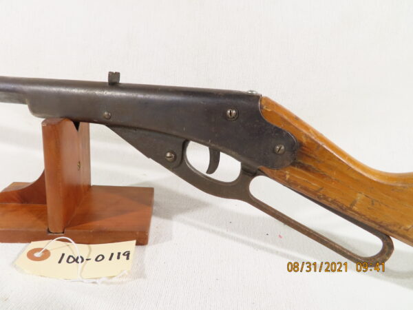 Daisy Model 155 BB Gun Mfg 1946-1955 - Image 2