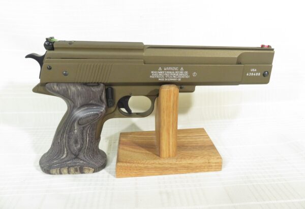 Weihrauch HW 45 Bronze Star Air Pistol - Image 2