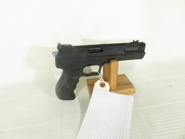 Beeman Model P-3 Air Pistol - Image 3