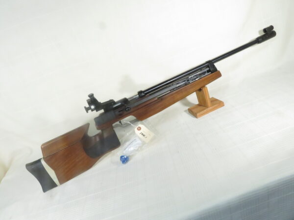 Diana Model 100 in Plano Hard Case - Image 2