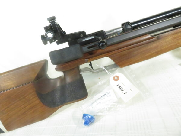 Diana Model 100 in Plano Hard Case