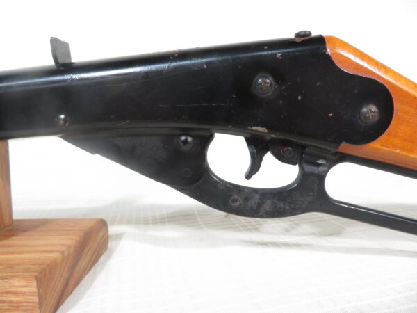 Daisy Buck Model 105B BB Rifle  SKU 1743.026 - Image 4