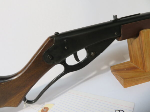 Daisy No. 111 Model 40 Red Ryder Mfg 1947-1954 - Image 3