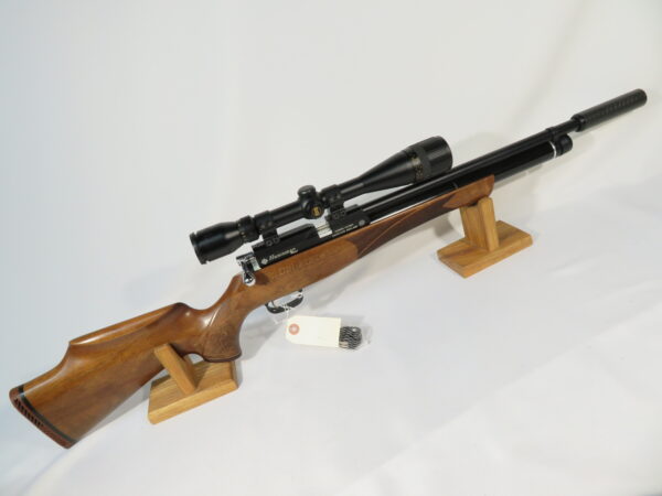 Daystate Huntsman Regal with Bushnell Scope - Image 5