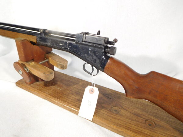 Crosman 102 Air Rifle Mfg 1924-1950 .22 cal - Image 3