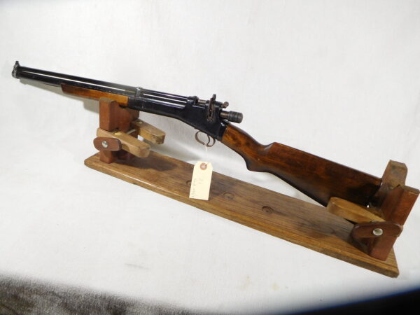 Crosman Model 100 Pellet Rifle Mfg 1924-1950 - Image 4