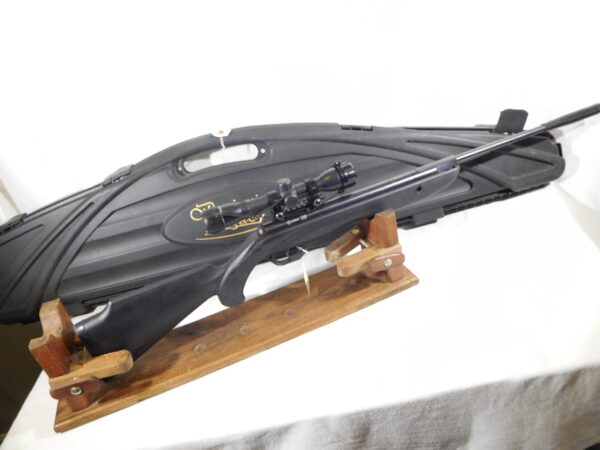 Crosman Fury Break Barrel Air Rifle with Scope and Hard Case - Image 8