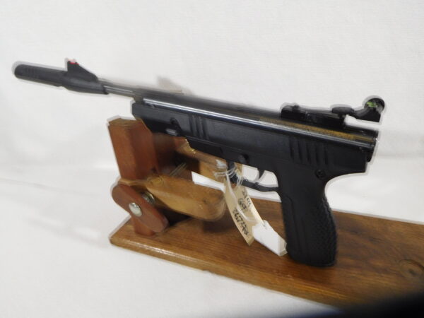 Benjamin Trail NP Air Pistol - Image 4