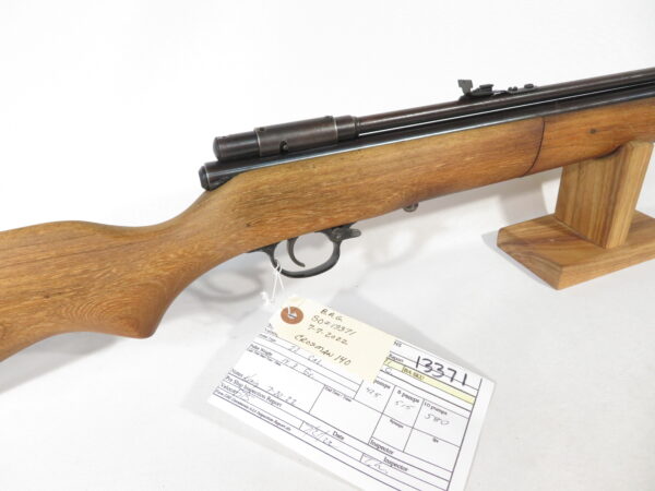 Crosman Model 140 Air Rifle in the Original Box - Image 6