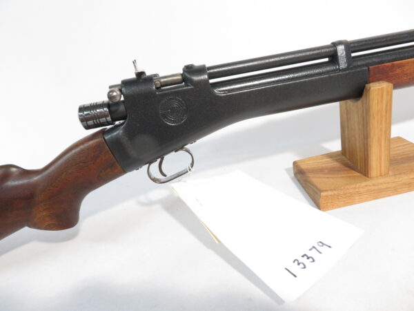 Crosman Model 101  Mfg 1924-1945   Resealed, shoots great ! - Image 10