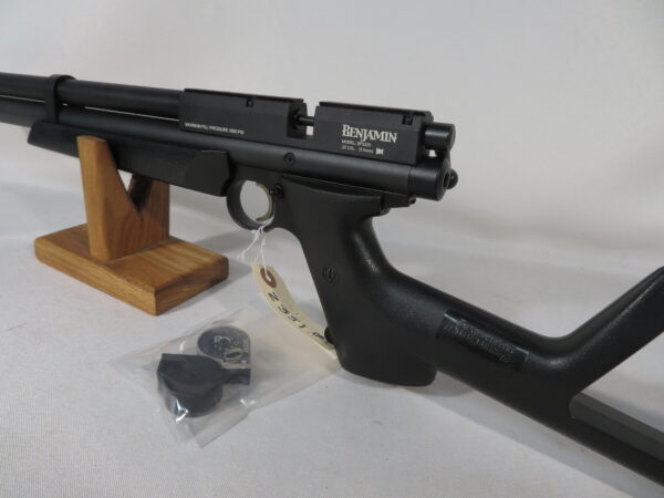 Benjamin Marauder Air Pistol with Shoulder Stock - Image 3