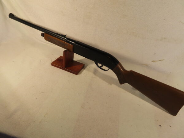 Crosman 500 Power-Matic CO2 BB Rifle - Image 4