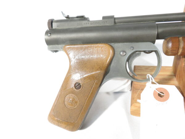 Vintage Benjamin Model 137 Air Pistol and holster SKU 13574 - Image 3