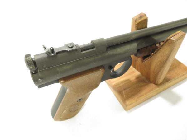 Vintage 1979 Benjamin Model 132 Air Pistol in Blue/Yellow Box and original paperwork - Image 6