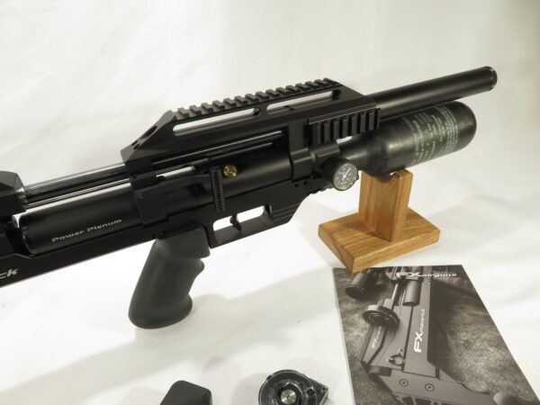 USED FX Maverick, .25 Compact w/ extra grip, and single shot loader - Image 3