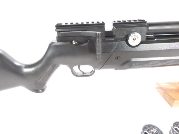 Used Air Venturi Avenger .25    SKU 41823.3 - Image 3