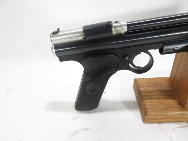 Crosman 137 Pellet Pistol - Image 7