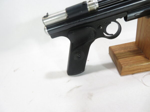 Crosman 137 Pellet Pistol - Image 5