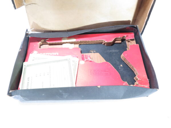 Crosman Mark I Air Pistol in the Original Box SKU 808.0 - Image 2