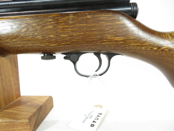 Crosman 180  CO2 Pellet Rifle SKU 62124.3 - Image 7