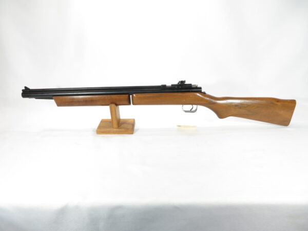 Used Benjamin 392P Pellet Rifle with Wood Stock and Peep Sight SKU 62124.2 - Image 5