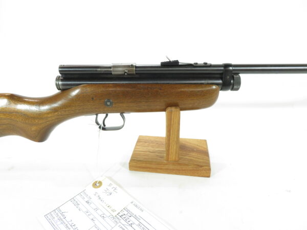 JC Higgins 126.2830 CO2 .22 Rifle SKU 81724.1 - Image 3