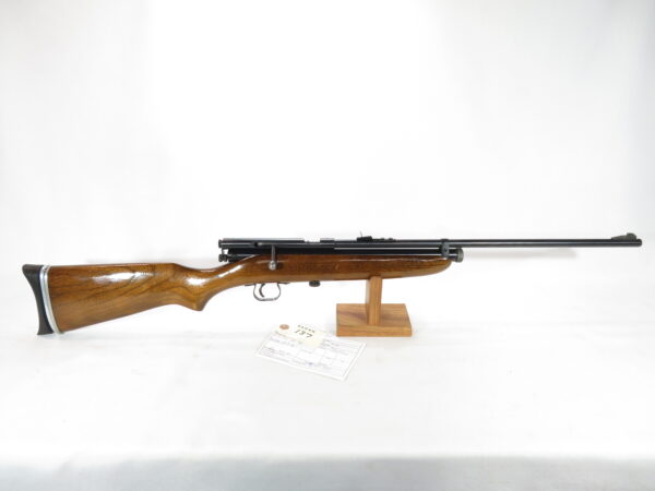 Crosman Model 160 C02 Pellet Rifle w/ Peep Sight SKU 137