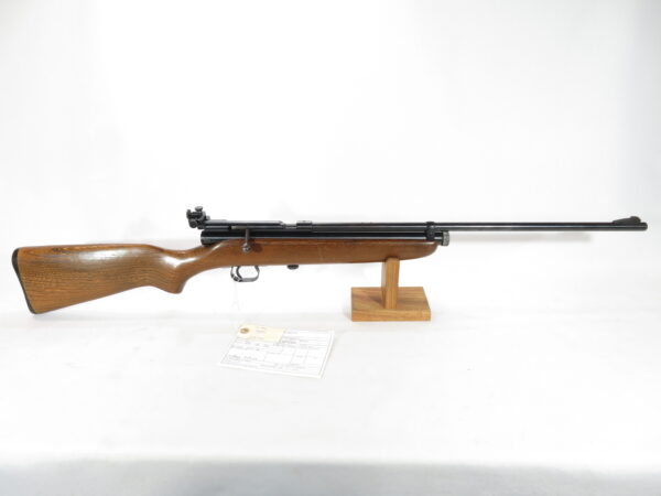 Crosman Model 160 C02 Pellet Rifle w/ Peep Sight SKU 325