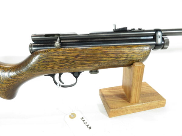 Crosman 180  CO2 Pellet Rifle SKU 110924.3 - Image 3