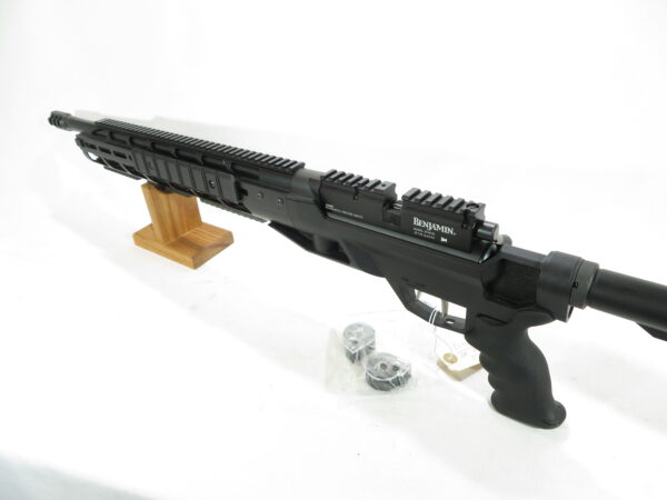 Used Benjamin Armada .177 Pellet Rifle w/ Centerpoint 4-16x44 Scope SKU 12624.3 - Image 7