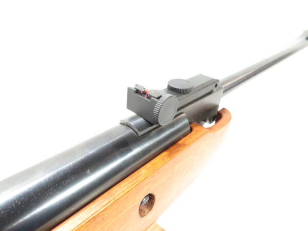 Crosman Quest 1000x Pellet Rifle SKU 11125.3 - Image 5