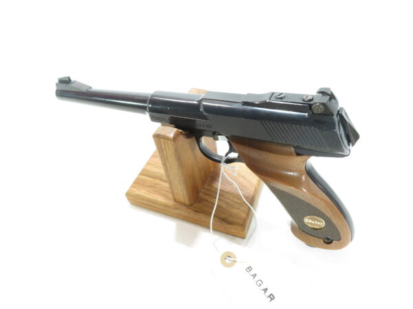 Use Daisy 200 Powermaster CO2 Pistol SKU 30725.6 - Image 3
